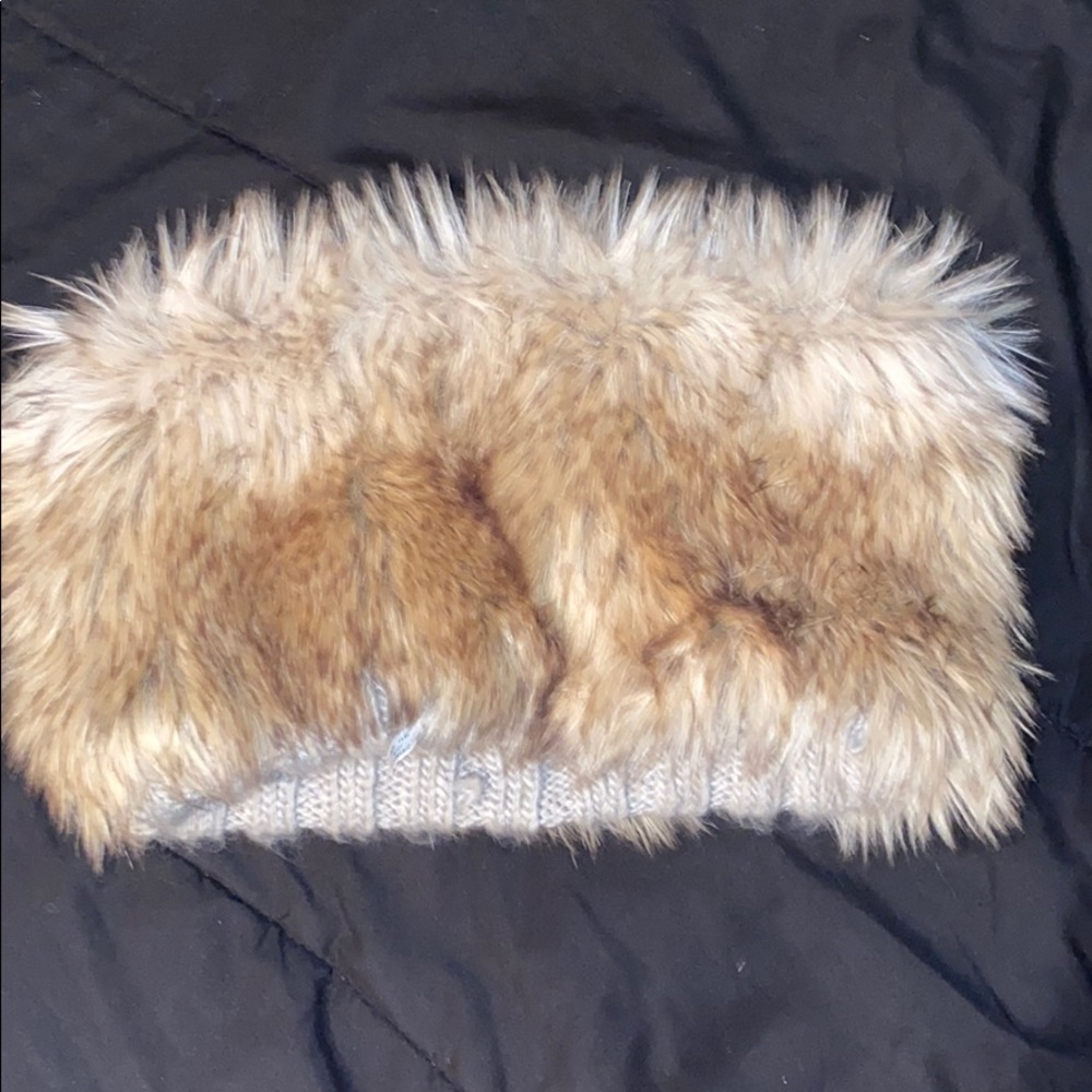 AE- Fake fur scarf / snood- *5 for $25 sale!!